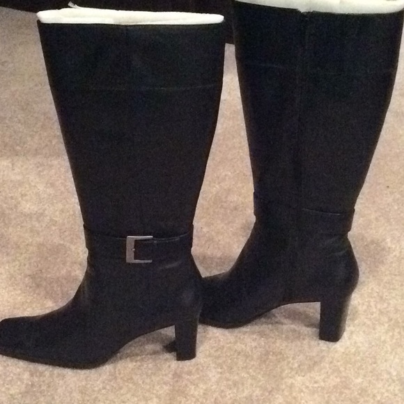 Nine West, black leather boots, tall, buckle, new - Picture 5 of 8